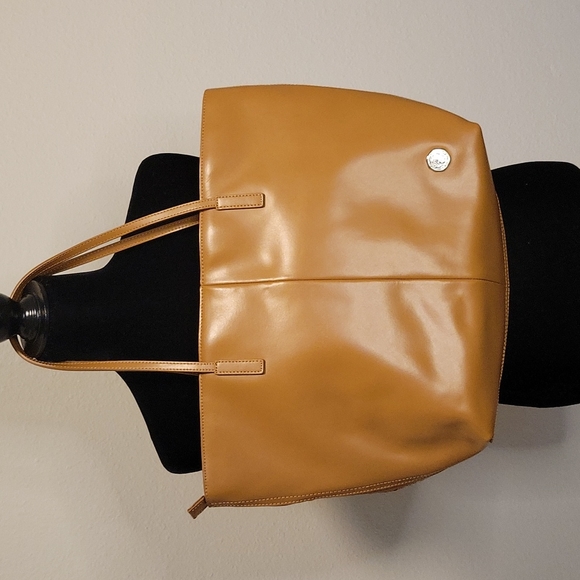 Vince Camuto Lila Travel Tote - Picture 2 of 11